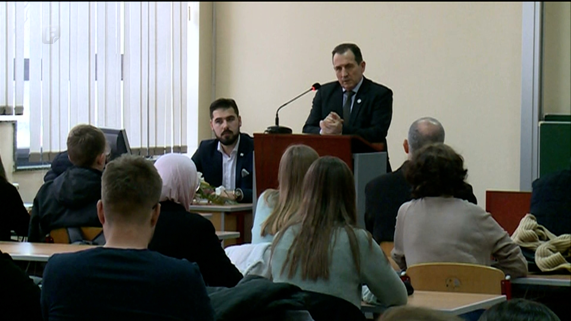 Svečana tribina na Pravnom fakultetu u Zenici povodom Dana nezavisnosti BiH